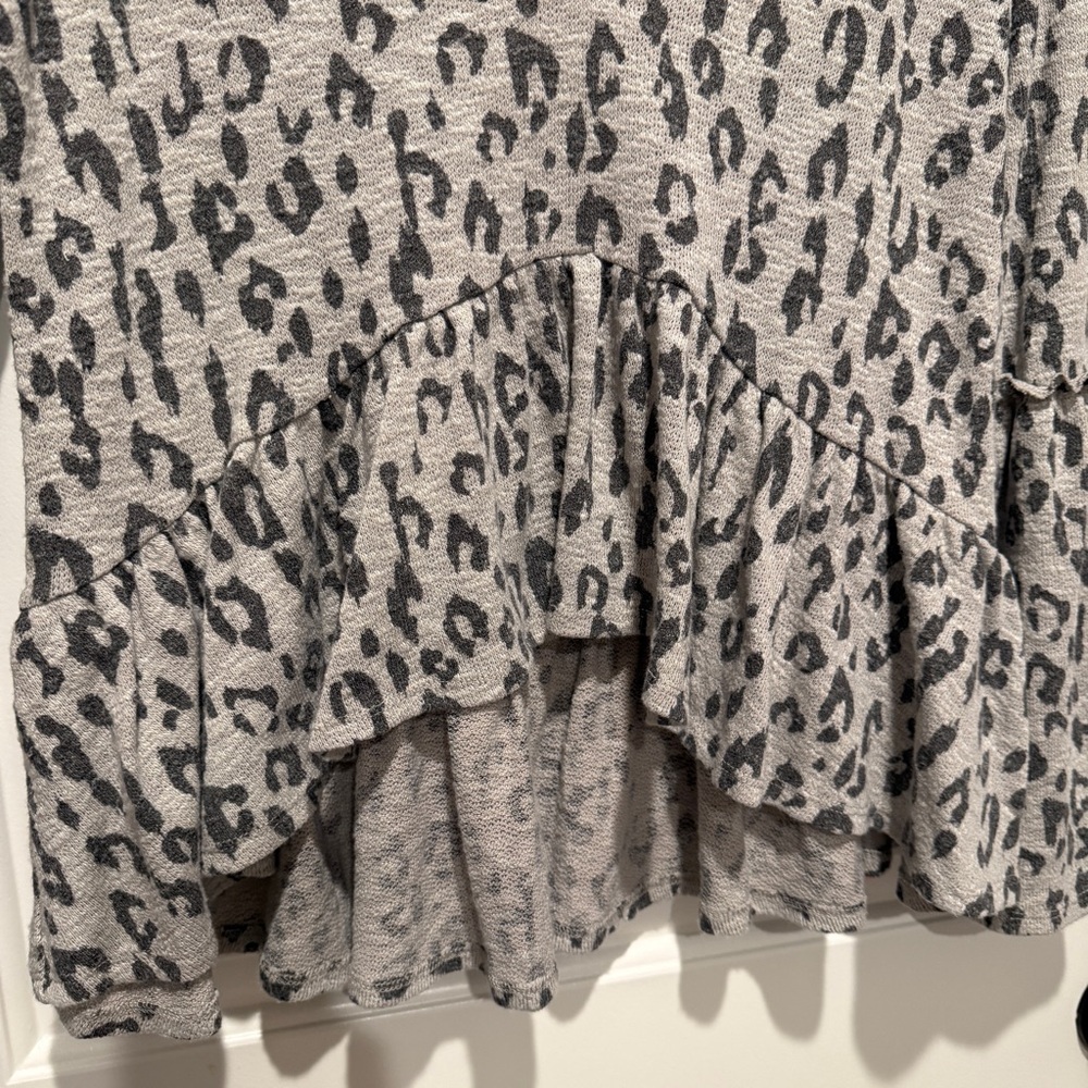 Altar'd State Leopard Print Blouse - Picture 4 of 11
